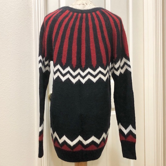 NWT - Gap Women’s Soft Dressy Navy Blue, Red, and White L/S Crewneck Sweater - L - Picture 6 of 14